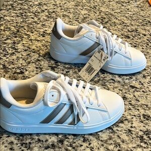 adidas Originals Women's White and Gray Shoes